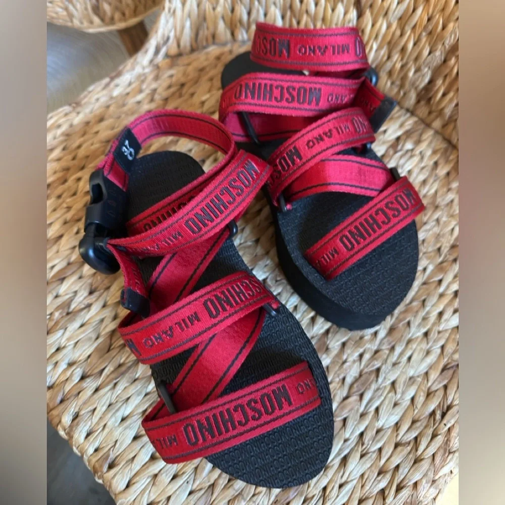 Women’s Moschino Milano Platform Red Black Strap Sandals Size 37 or 6.5